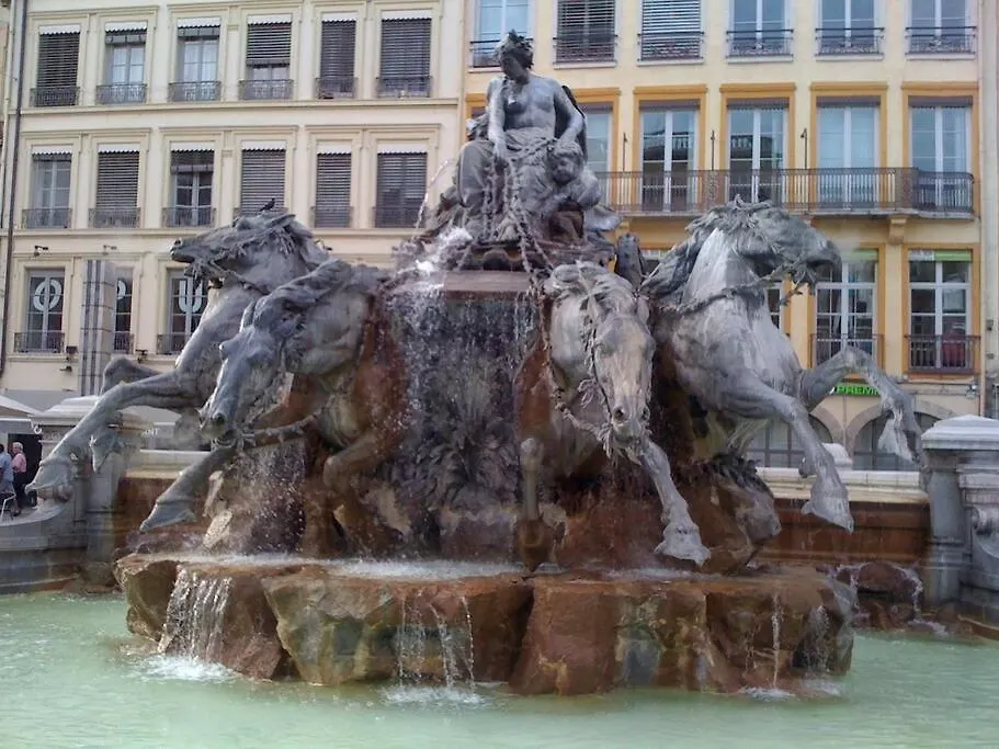 アパート Appartement Place Des Terreaux リヨン